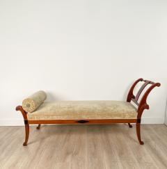 Neoclassical Fainting Couch in Ebony and Walnut circa 1800 - 2437155