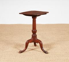 New England Cherry Candlestand c 1780 - 4120632