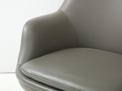 Nicos Zographos Zographos Leather Swivel Bucket Chair - 2165245