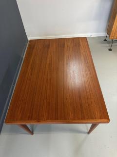 Niels Otto M ller Danish Extendable Dining Table in Teak by Niels O M ller for J L M ller - 4089704