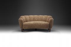 Northern European Curved Three seater Sofa Europe ca 1950s - 2807791