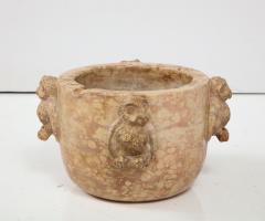 Northern Italian 17th Century Marble Mortar with Carved Owl Decoration - 2479224