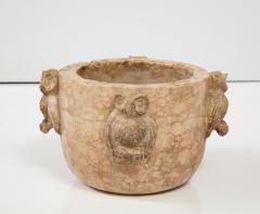 Northern Italian 17th Century Marble Mortar with Carved Owl Decoration - 2479230