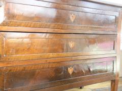 Northern Italian Walnut commode 19th c  - 704738