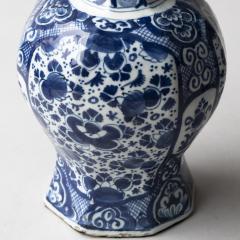 OCTAGONAL DUTCH DELFT BLUE AND WHITE WAISTED BOTTLE VASES CONVERTED TO LAMPS - 4096729