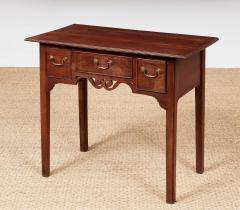 Oak Lowboy with Open Scrollwork Apron - 4324899