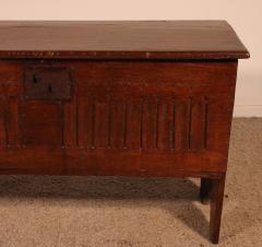 Oak Sabre Chest Or Plank Coffer Circa 1600 - 3987514