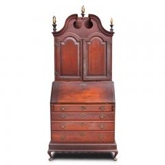 Offered by ANTIQUE ASSOCIATES AT WEST TOWNSEND - 1874810