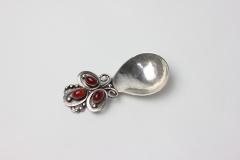 Omar Ramsden Silver and Carnelian Caddy Spoon by Omar Ramsden 1928 England - 3421219