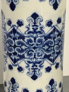 Oriental Porcelain Flow Blue White Umbrella Stand Large Vase Floral Decorated - 2808731