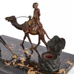 Orientalist cold painted bronze and marble inkstand - 3416560