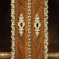 Ornate Victorian kingwood side cabinet in the French taste attributed to Gillows - 3045401