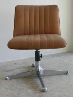 Osvaldo Borsani Borsani for Tecno Swivel Chairs - 206035