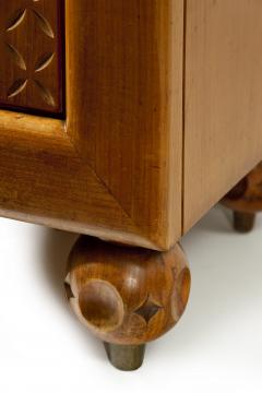 Osvaldo Borsani Mid Century Modern carved front cabinet by Osvaldo Borsani - 1983495