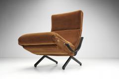 Osvaldo Borsani Osvaldo Borsani P40 Lounge Chair for Tecno S p A Italy 1950s - 2852580