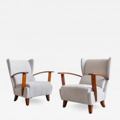 Osvaldo Borsani Pair of Lounge Chairs by Osvaldo Borsani - 4165544