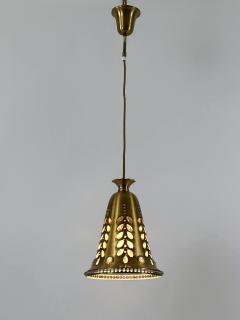 Oswald Haerdtl Elegant Mid Century Pendant Lamp by Oswald Haerdtl for Lobmeyr Austria 1950s - 4712881