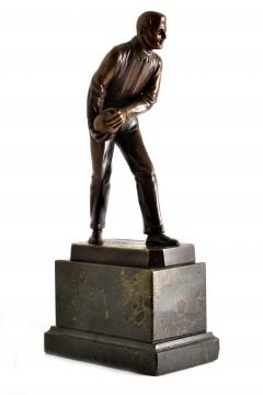 Otto Schmidt Hofer SCHMIDT HOFER 1873 1925 BERLIN GERMANY BRONZE FIGURE OF A BOWLER ART DECO  - 1326299