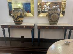 Outstanding large hand painted terracotta urn - 3377834