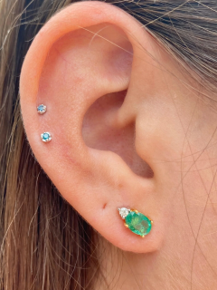 Oval Cut Natural Emerald Stud Earrings in 18k Solid Gold - 3628161