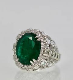Oval Emerald 12 25 Carat Diamond Surround 8 85 Carat Total Weight 21 10 Carat - 3449165
