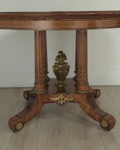 Oval English Victorian Center Table circa 1840 - 4150713