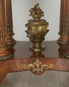 Oval English Victorian Center Table circa 1840 - 4150714