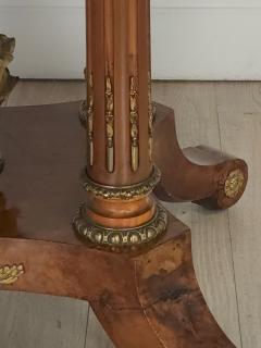Oval English Victorian Center Table circa 1840 - 4150715