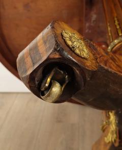 Oval English Victorian Center Table circa 1840 - 4150720