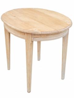 Oval Pine Table - 1757437