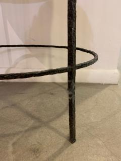 Oval Shape Iron End Table - 2763627
