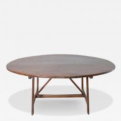 Oval Table In Walnut Wood - 4148599