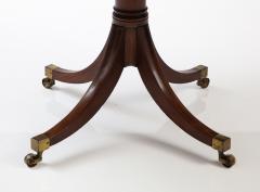 Oval mahogany breakfast table banded in satinwood  - 2785984