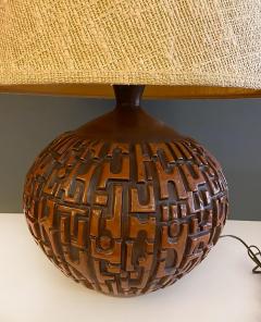 Overscale Mid century Modern Incised Brutalist Table Lamp - 4316840