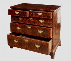 Oyster Veneered William and Mary Chest - 4035888