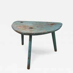 PAINTED TRI POD STOOL - 3123865