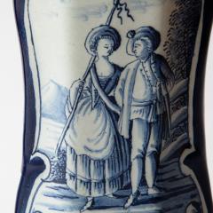 PAIR OF 18TH CENTURY OCTAGONAL DELFT VASES - 3768086