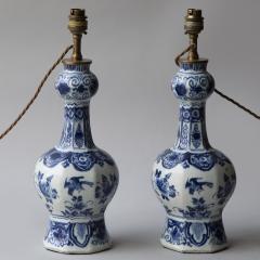 PAIR OF 18TH CENTURY OCTAGONAL DUTCH DELFT BLUE AND WHITE WAISTED BOTTLE VASES  - 3888626