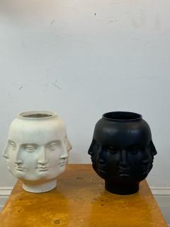 PAIR OF BLACK WHITE PERPETUAL FACE VASES IN THE MANNER OF FORNASETTI - 1559015
