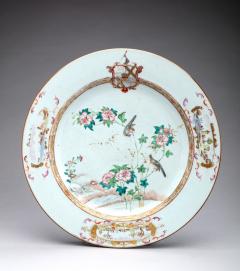 PAIR OF CHINESE EXPORT PORCELAIN CHARGERS - 3013808