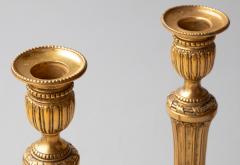 PAIR OF GILT BRONZE 18TH CENTURY LOUIS XVI CANDLESTICKS - 3550722