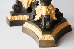 PAIR OF MARBLE PATINATED BRONZE AND GILT BRONZE CANDLESTICKS - 3977590