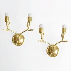 PAIR OF SCANDINAVIAN MODERN FLORAL DOUBLE ARM SCONCES IN BRASS - 2510930