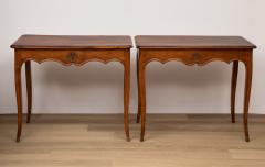 PAIR OF SMALL LOUIS XV PROVEN AL TABLES - 2722803