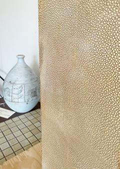 PAIR OF STINGRAY SKIN LAMPS - 4250998