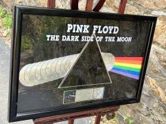 PINK FLOYD DARK SIDE OF THE MOON RIAA AWARD - 3598836