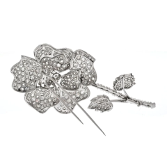 PLATINUM 27 CARAT ROUND DIAMOND FLOWER BROOCH - 3313275