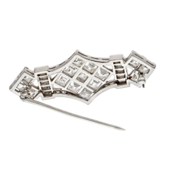 PLATINUM 4 50 CARATS CARRE BAGUETTE AND ROUND CUT DIAMOND BROOCH - 2765351