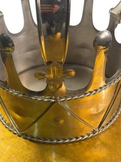 POST MODERN SILVERED METAL CROWN FORM WINE BOTTLE HOLDER - 4593075
