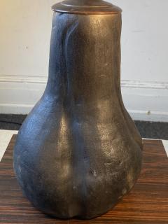 POST MODERNIST ORGANIC BRUTALIST FORM POTTERY LAMP - 2484106